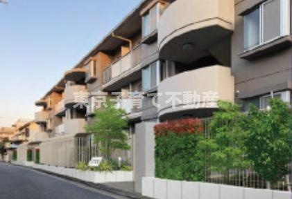 アソシエ―ル文京白山の外観