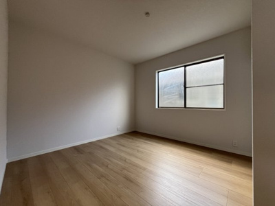 【洋室】 | 甲栄台５丁目　中古戸建 | 洋室約7.0帖