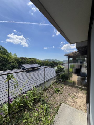 【庭】 | 甲栄台５丁目　中古戸建 | ガーデニングやBBQなどお楽しみいただけます。