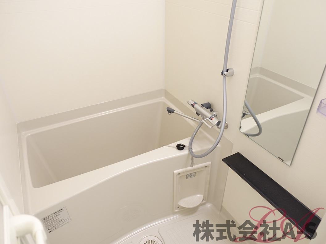 ディアレイシャス金山の浴室|同間取り画像使用
実際のお部屋と色などが異なる場合がございます。