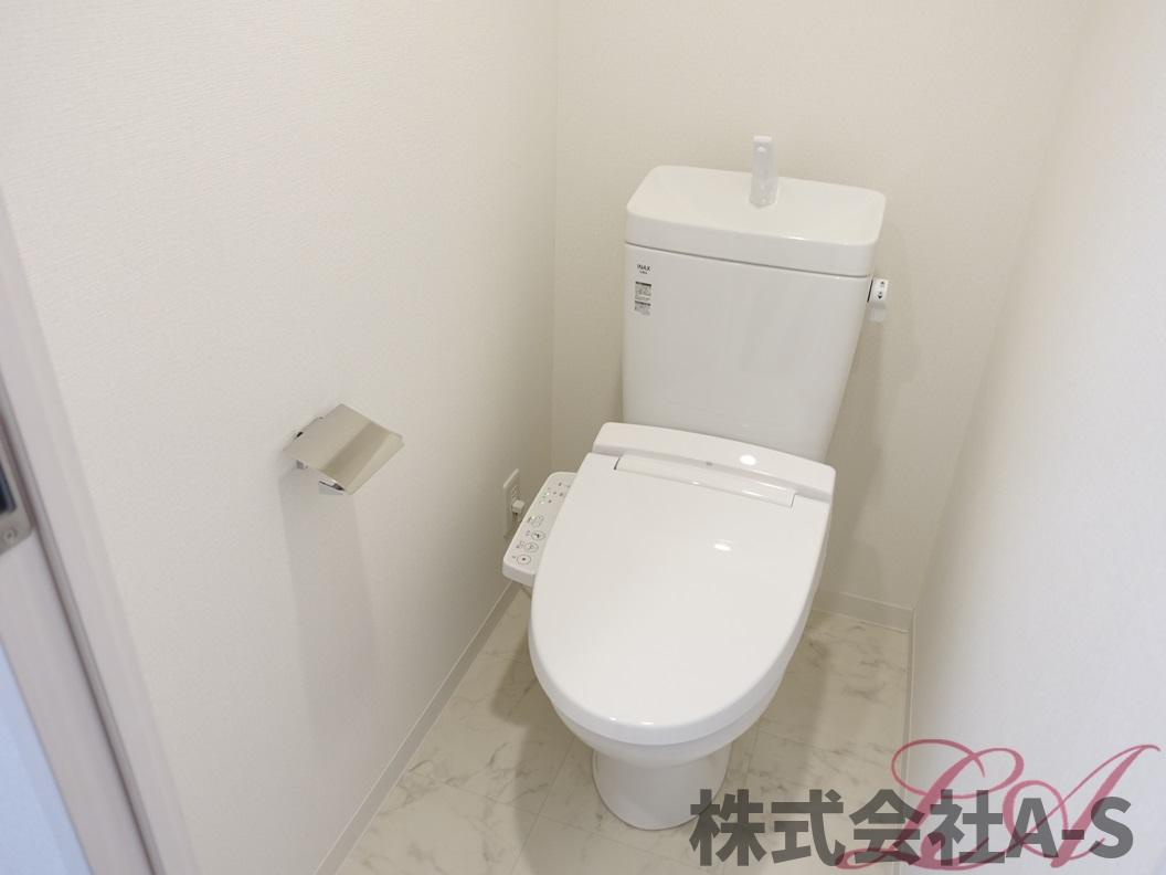 ディアレイシャス金山のトイレ|同間取り画像使用
実際のお部屋と色などが異なる場合がございます。