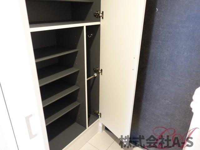 ディアレイシャス金山の収納|同間取り画像使用
実際のお部屋と色などが異なる場合がございます。