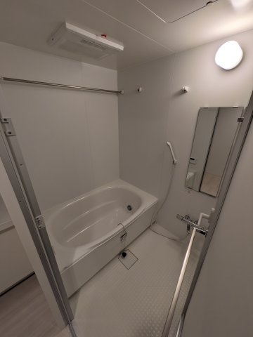 メジリス　新羽の浴室