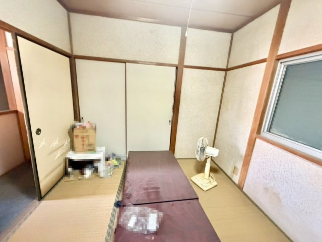 泉佐野市市場西１丁目店舗付住宅の和室|２階和室６帖