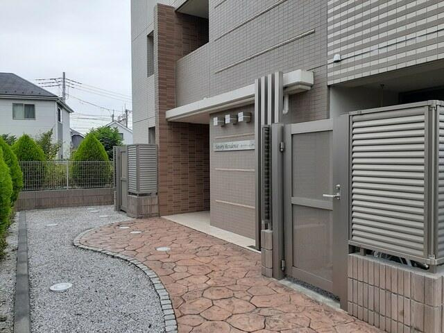 セイバリー　レジデンスのエントランス