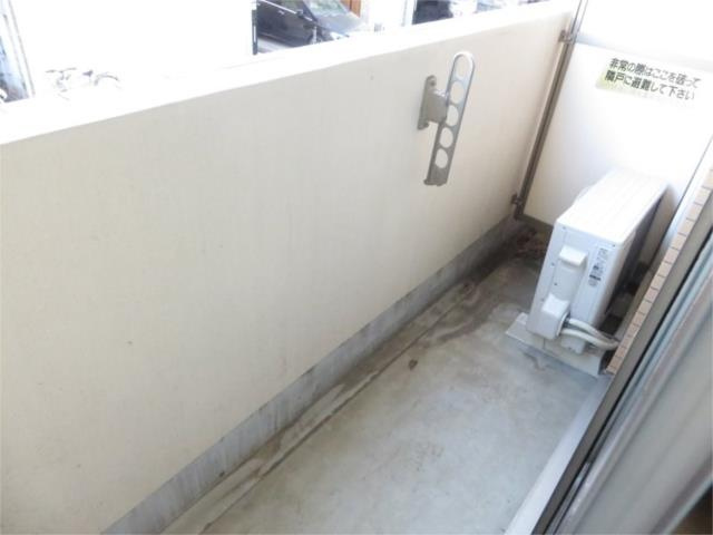 川崎市多摩区東三田３丁目の賃貸マンションのバルコニー