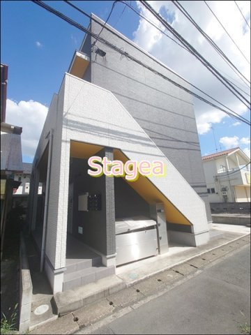 KAHALE 東大宮のエントランス