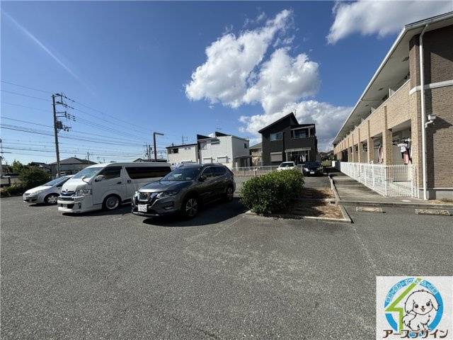 チェリーあいの駐車場