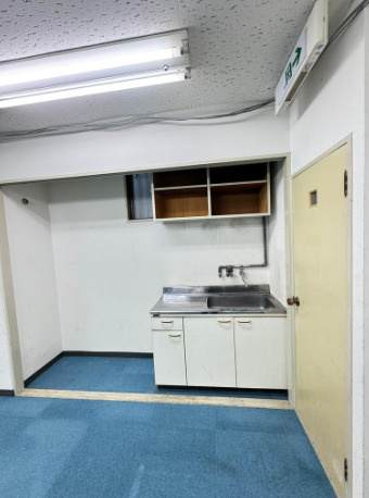 大阪市中央区和泉町１丁目の事務所の内装
