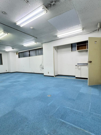 大阪市中央区和泉町１丁目の事務所の内装