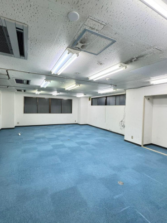 大阪市中央区和泉町１丁目の事務所の内装