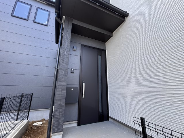 松戸市中金杉4丁目新築戸建【小金北小学校:7分】のエントランス|エントランス