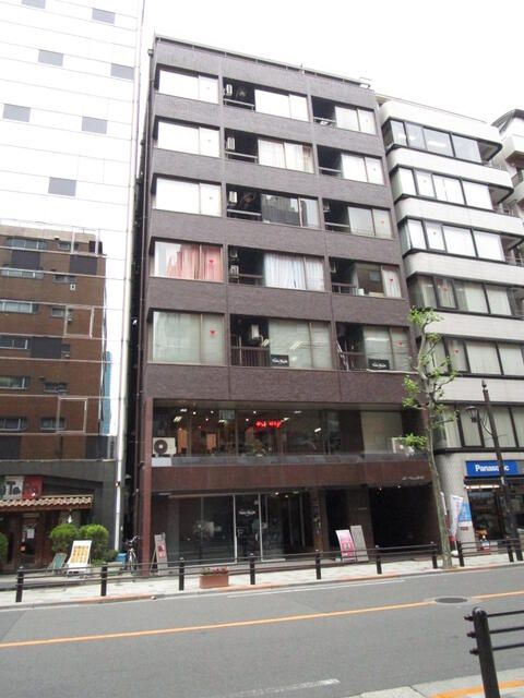 港区赤坂７丁目の事務所の外観