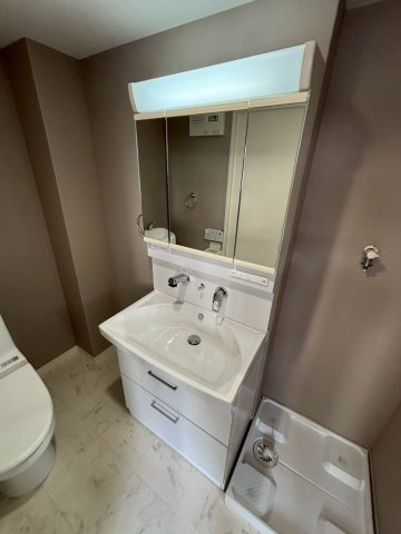 Ange 神戸の洗面所|同物件別部屋写真