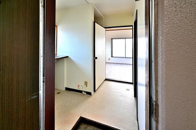 相模原市中央区淵野辺３丁目の賃貸マンションの玄関