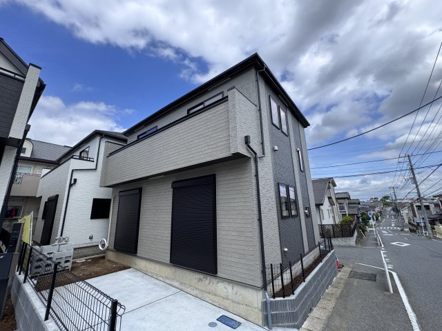 松戸市中金杉4丁目新築戸建【小金北小学校:7分】の外観|B号棟外観・完成済み内覧可能です！