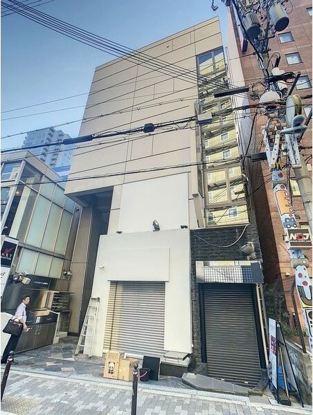心斎橋アーバンコート(旧アートマスターズ心斎橋ビル)の外観