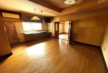 八尾市中田４丁目の倉庫の内装