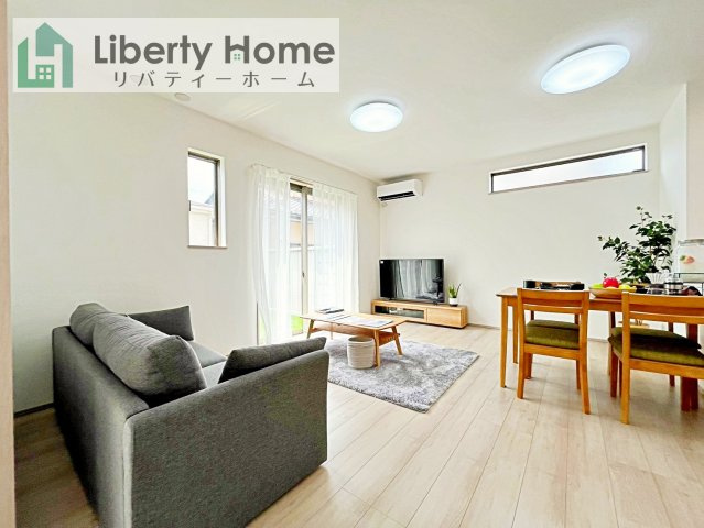 ひたちなか市津田　新築戸建　A号棟の居間・リビング
