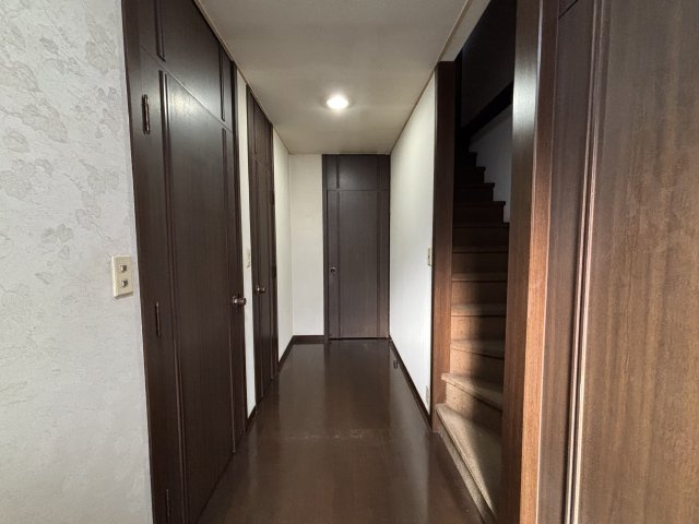 城興ケ丘　中古物件の玄関
