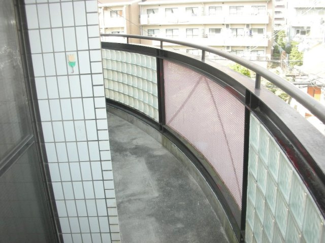 サンハイツ坂末のバルコニー