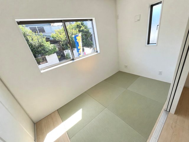 【和室】 | 福岡市早良区小田部4丁目第5　1号棟（全1棟）【仲介手数料無料・0円】 | 現地写真。1階和室です。