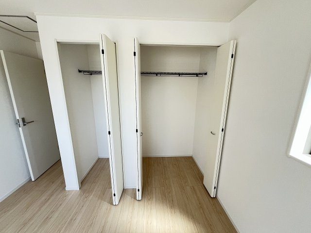 【収納】 | 福岡市早良区小田部4丁目第5　1号棟（全1棟）【仲介手数料無料・0円】 | 現地写真。