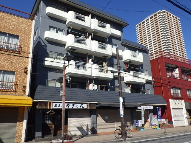 シャイレンドラパレスの外観