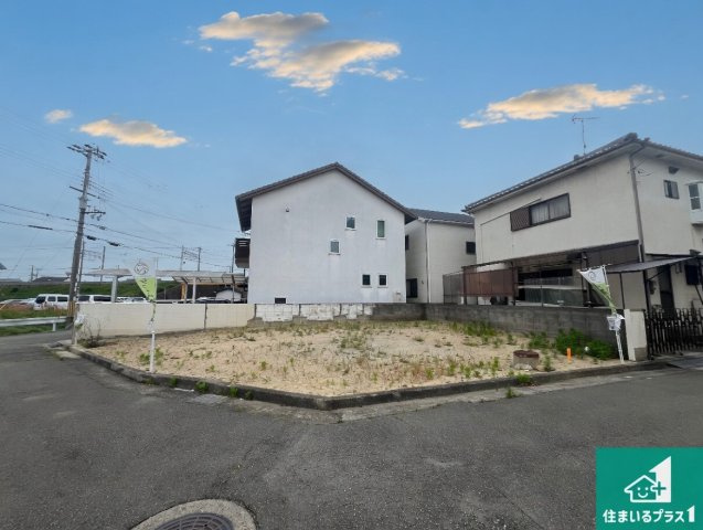 加古川市尾上町今福　新築一戸建ての外観|周辺は落ち着いた街並みの住宅地！子育てがしやすい住環境です！まだ未完成ですが、現地でしかわからない事もございます。是非一度ご覧ください。