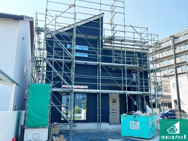 加古川市尾上町今福　新築一戸建ての外観|周辺は落ち着いた街並みの住宅地！子育てがしやすい住環境です！まだ未完成ですが、現地でしかわからない事もございます。是非一度ご覧ください。