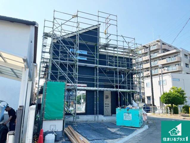 加古川市尾上町今福　新築一戸建ての外観|周辺は落ち着いた街並みの住宅地！子育てがしやすい住環境です！まだ未完成ですが、現地でしかわからない事もございます。是非一度ご覧ください。