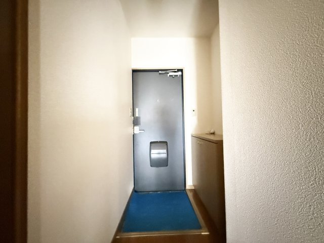 ミルキーハウス 南棟の玄関