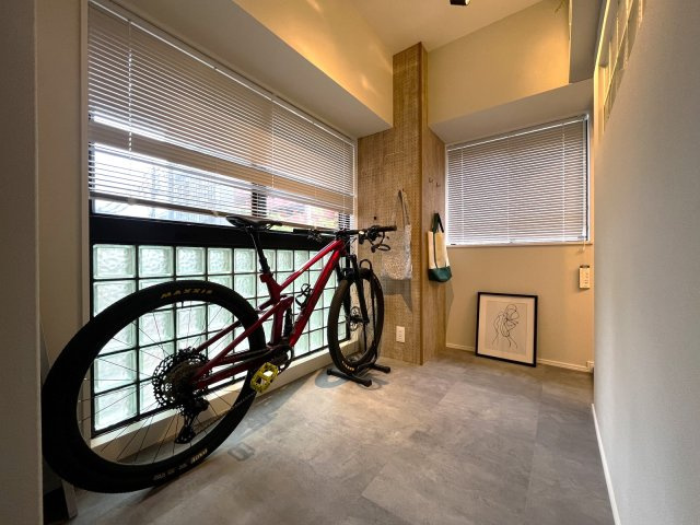 サンライフ六本松のその他|自転車を置いたり、趣味の部屋としても活用できますよ♪