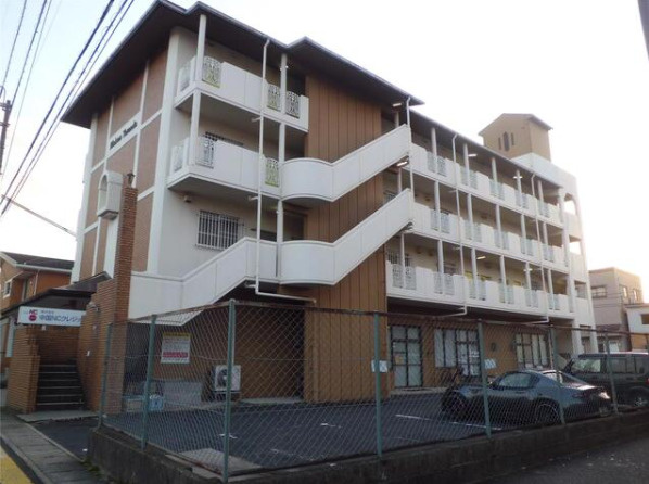 鳥取県倉吉市店舗付き一棟マンション