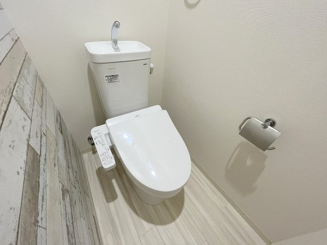 フジパレス宝塚小林Ⅱ番館のトイレ|落ち着いたトイレです