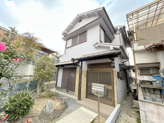 生駒市壱分町戸建の外観