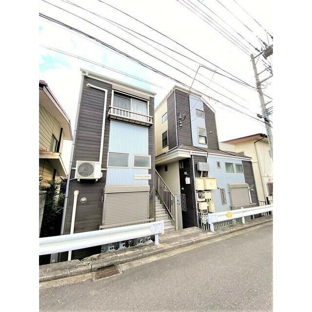 横浜市保土ケ谷区峰岡町３丁目のアパートの外観