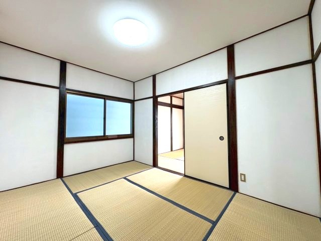 古市戸建ての和室