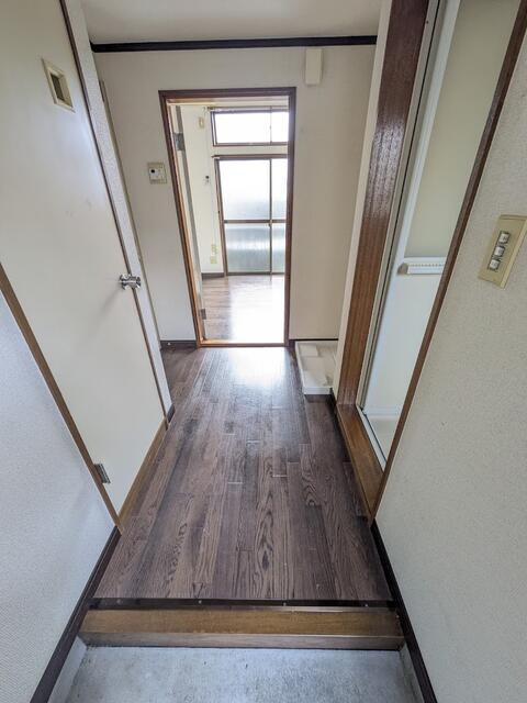 グリーンハイツウエノⅡの玄関