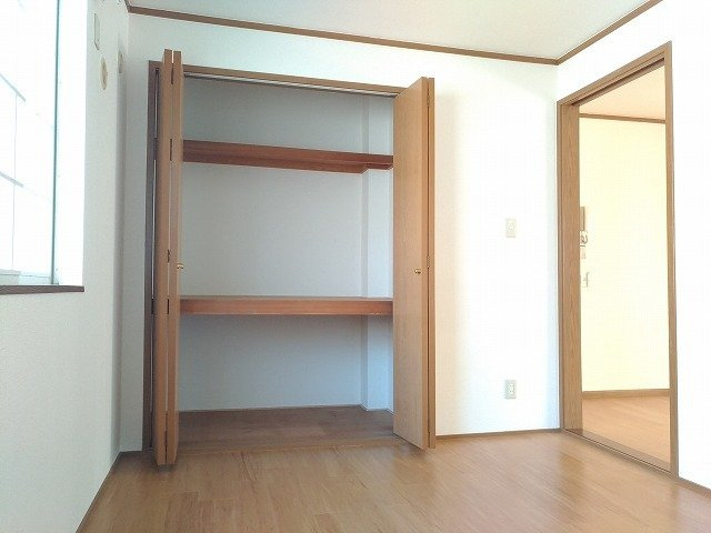 サンヴィレッジ南川の収納