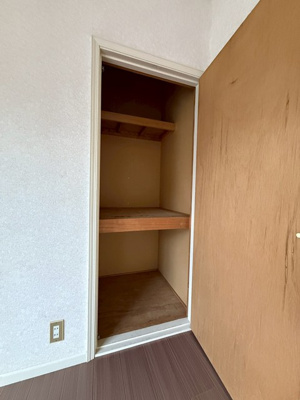 【収納】 | サマックス小川ハイツ | ※参考写真※洋室6帖のお部屋にある収納スペースです！お部屋がすっきり片付いて快適に☆