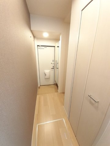 アンド　ザ　ブルー　Ⅱの玄関