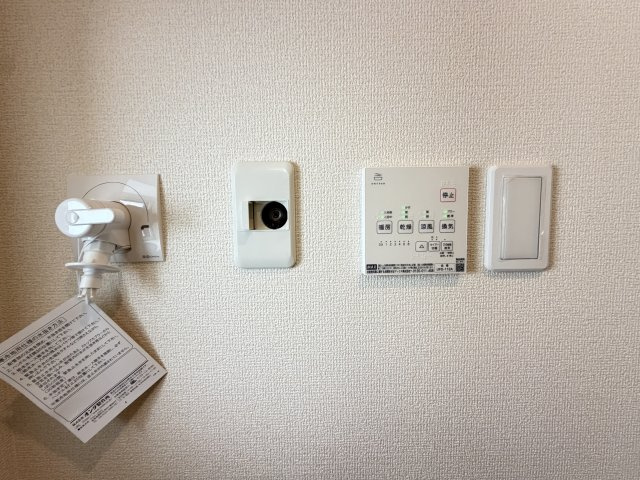 南城市玉城親慶原（全2棟）2号棟の設備|2号棟　浴室換気乾燥機付き♪