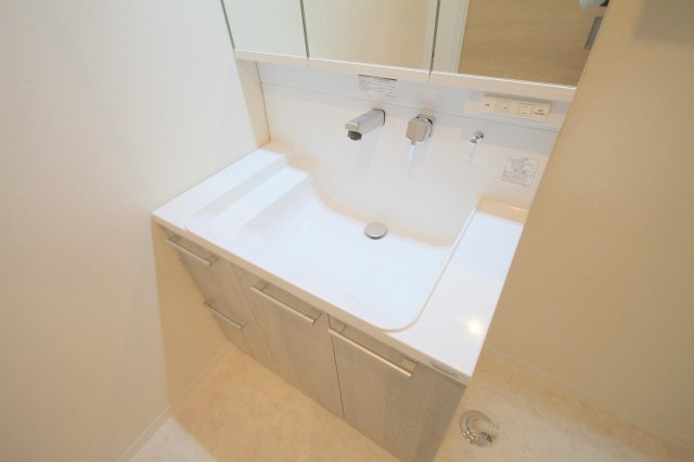 I CUBE PREMIERの洗面所|※同建物の類似写真となります。