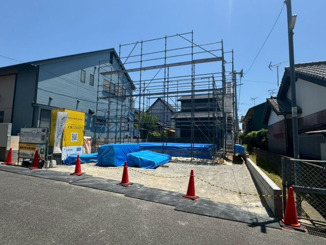 SUN COURTーサンコート－小倉南区湯川新町3丁目【小倉南区　新築戸建て】の前面道路含む現地写真|現地撮影　2026,5,17　SUN COURTーサンコート－小倉南区湯川新町3丁目【小倉南区　新築戸建て】