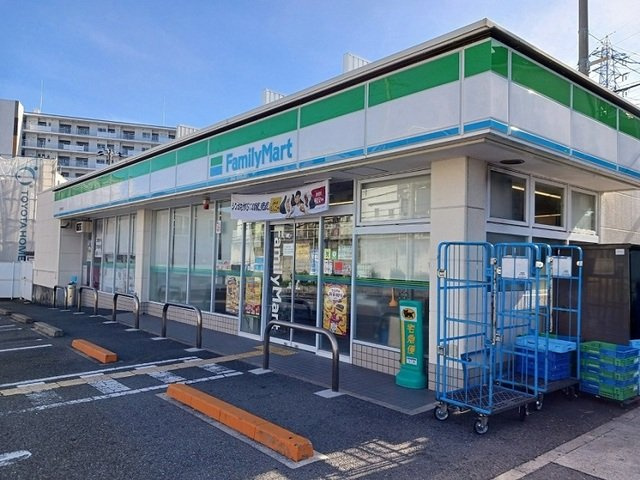 ル　ソレイユの周辺|ファミリーマート様まで850m