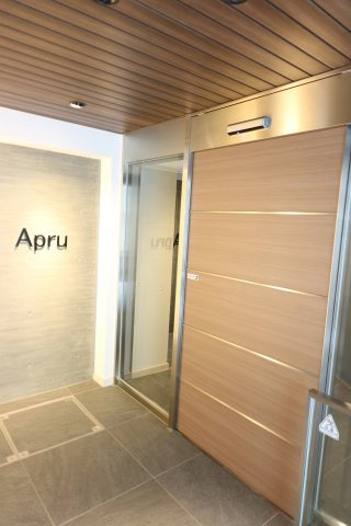【エントランス】