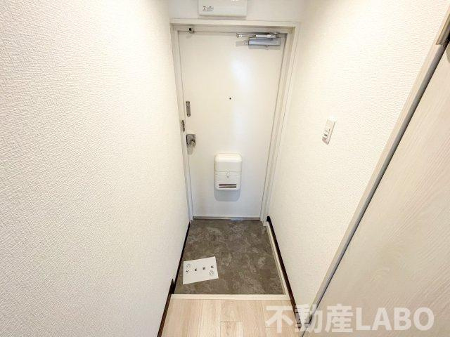 プレアール桑津の玄関