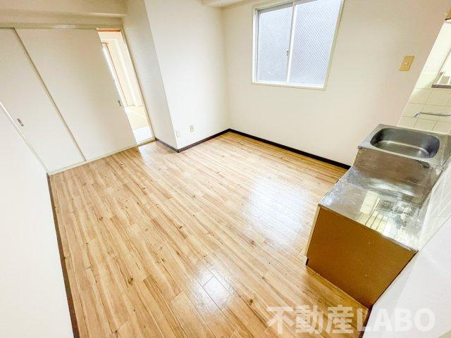 プレアール桑津の居間・リビング