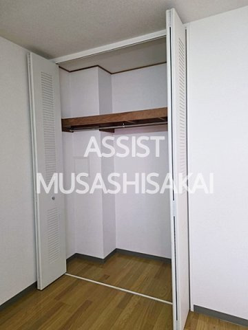 コーポレート小金井梶野通り5号棟の収納|写真：設備同仕様の別物件です